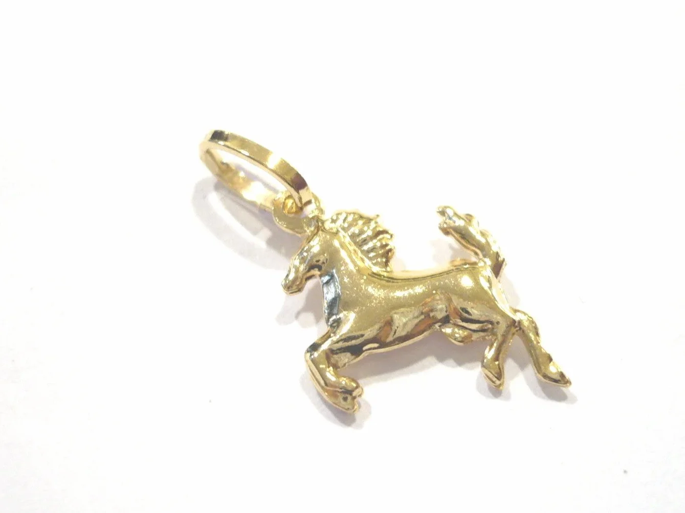 Colgante de oro amarillo 18K (750) caballo pequeño para niños