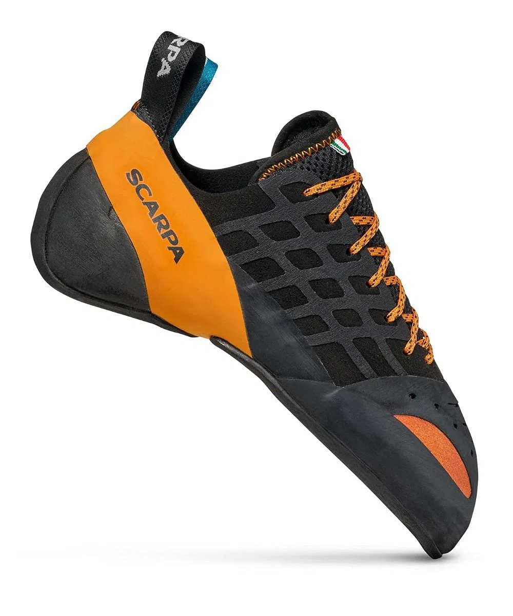 SCARPA Instinct - Zapatos de escalada con encaje para escalada deportiva y boulder, Negro/Naranja, 9-9.5 Women/8-8.5 Men