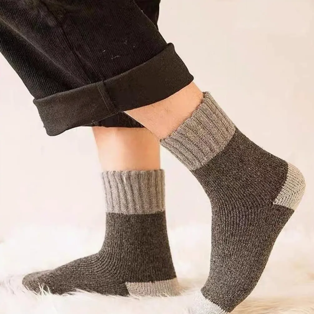 5Pairs / Lote Hombres de Invierno Terry Gruesos Calcetines cálidos súper Gruesos Socks Retro Calcetines de Lana de Nieve Calcetines de los Hombres (Color: 5 Pares Tamaño: 38-45)
