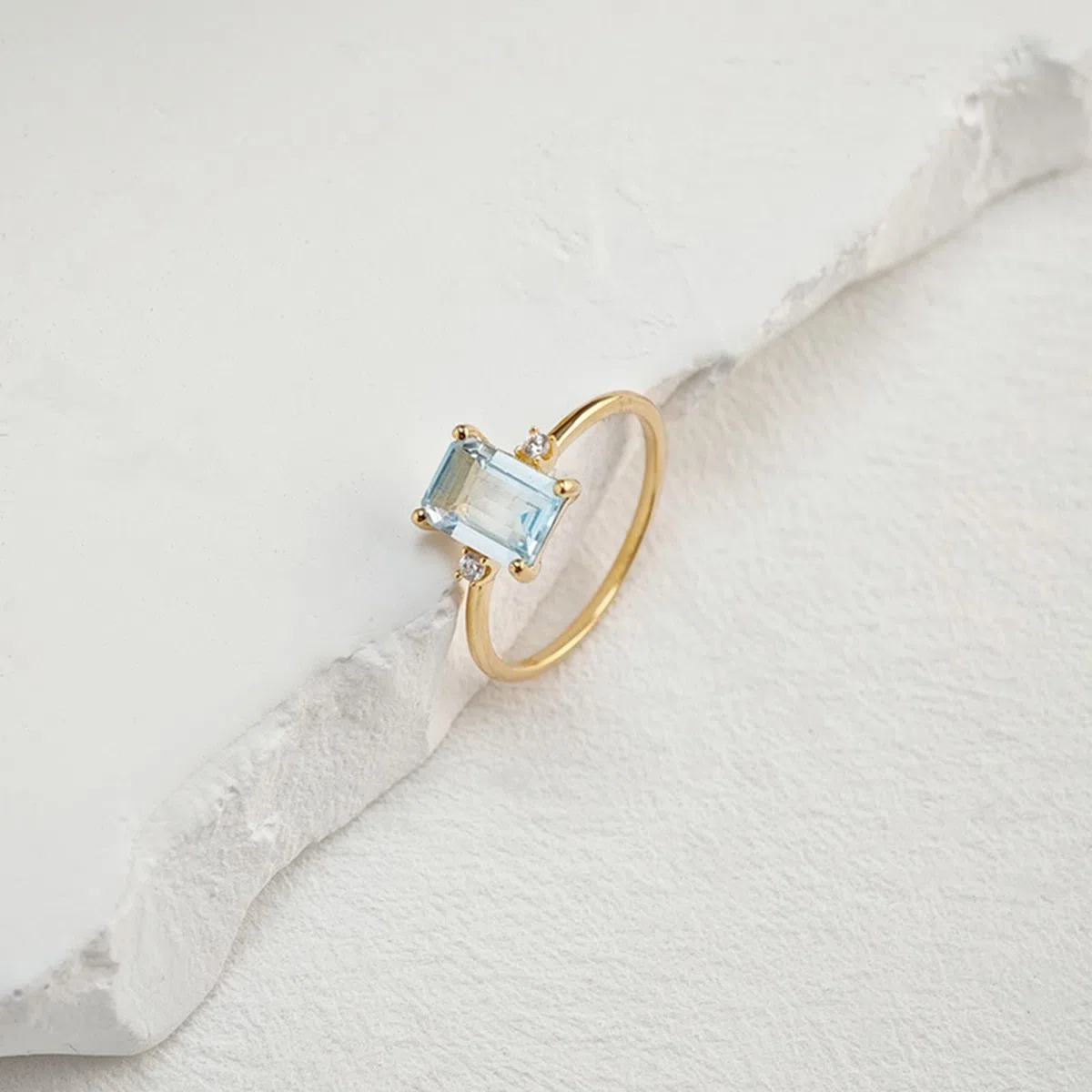 Anillo de compromiso de oro auténtico de 9 K/14 K/18 K, esmeralda en 4 garras