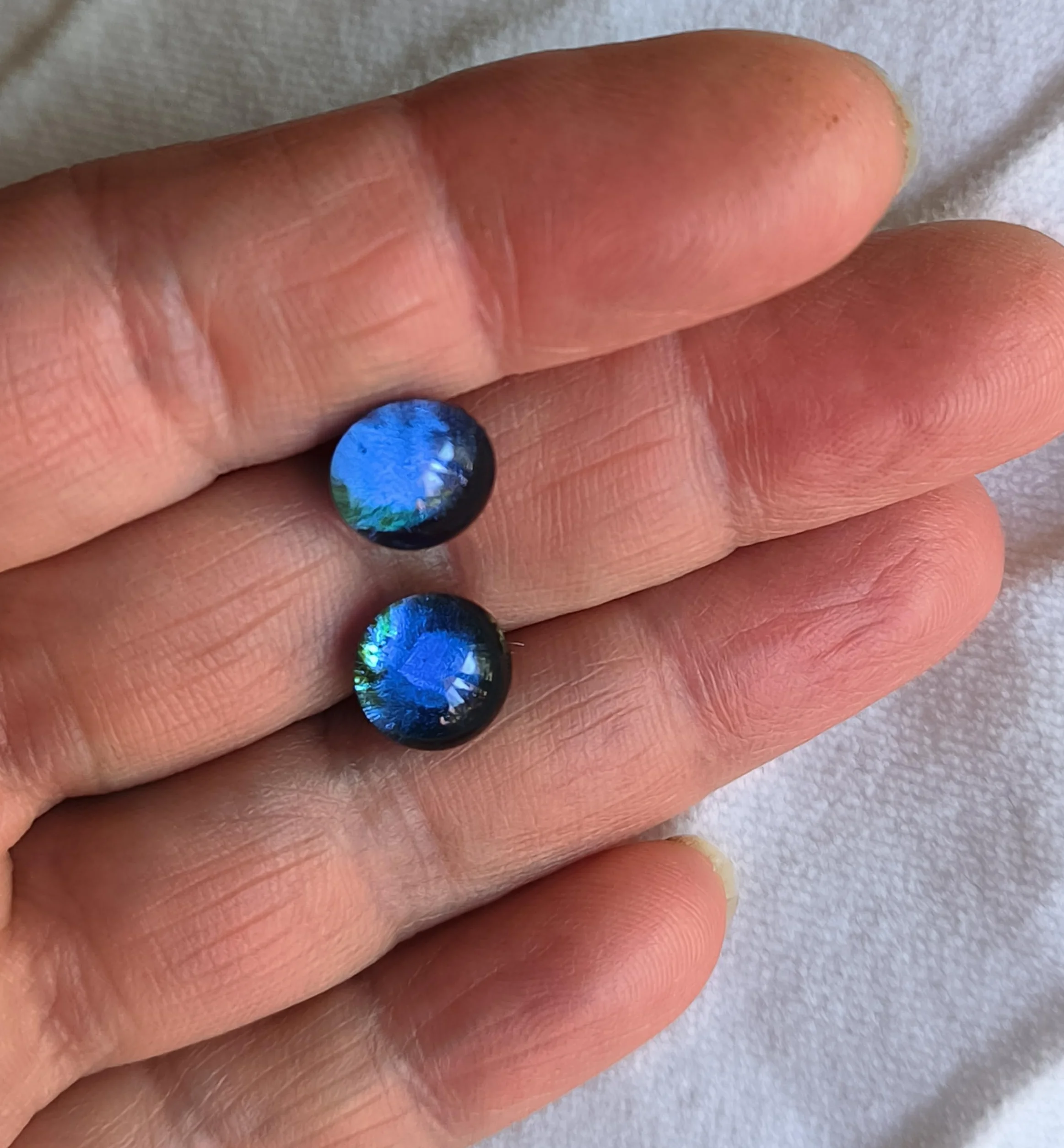 Pendientes de vidrio artesanal azul transparente
