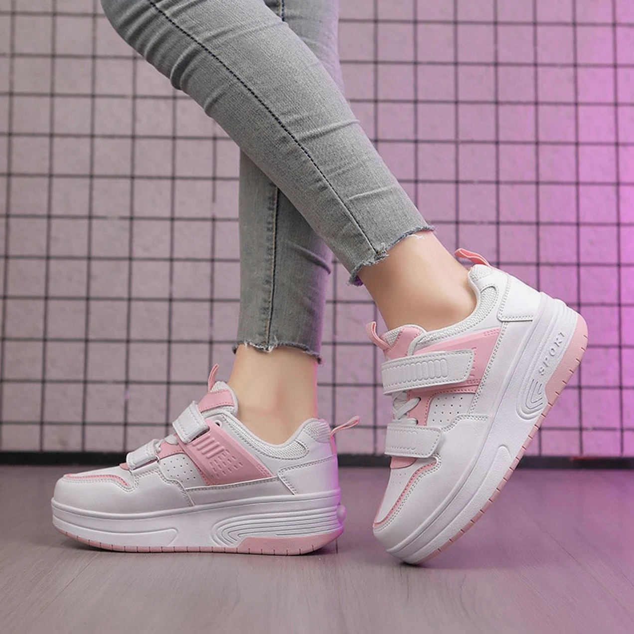 Zapatos con Ruedas para niños niña niño Patines Patines al Aire Libre Zapatillas de Deporte Zapatillas de Skate Zapatos Deportivos,Pink-38 EU