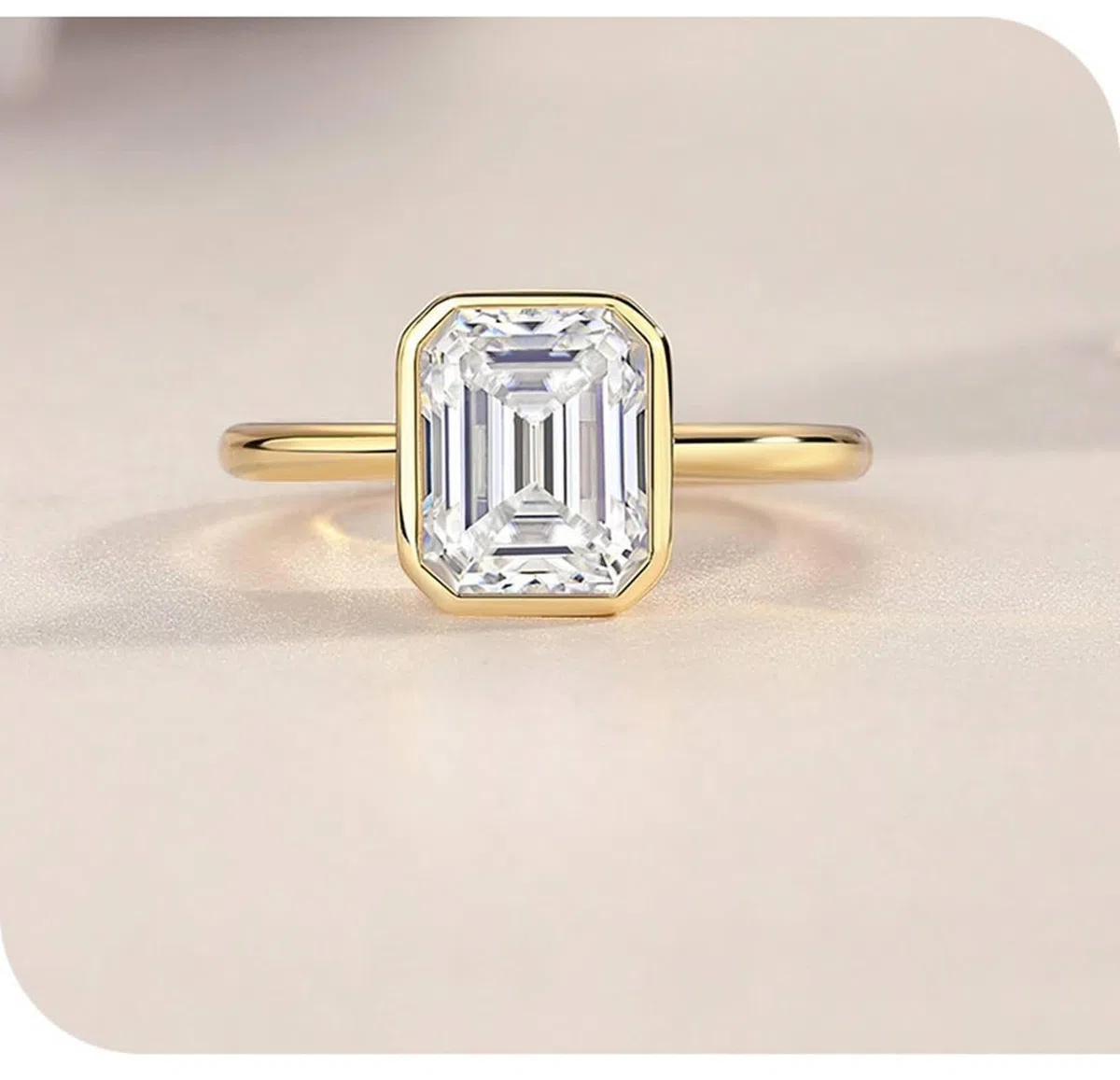 Anillo de promesa a juego, anillos apilables de oro pulido, anillo solitario con moissanita rectangular de 7 x 9 mm, oro amarillo de 2,5 quilates