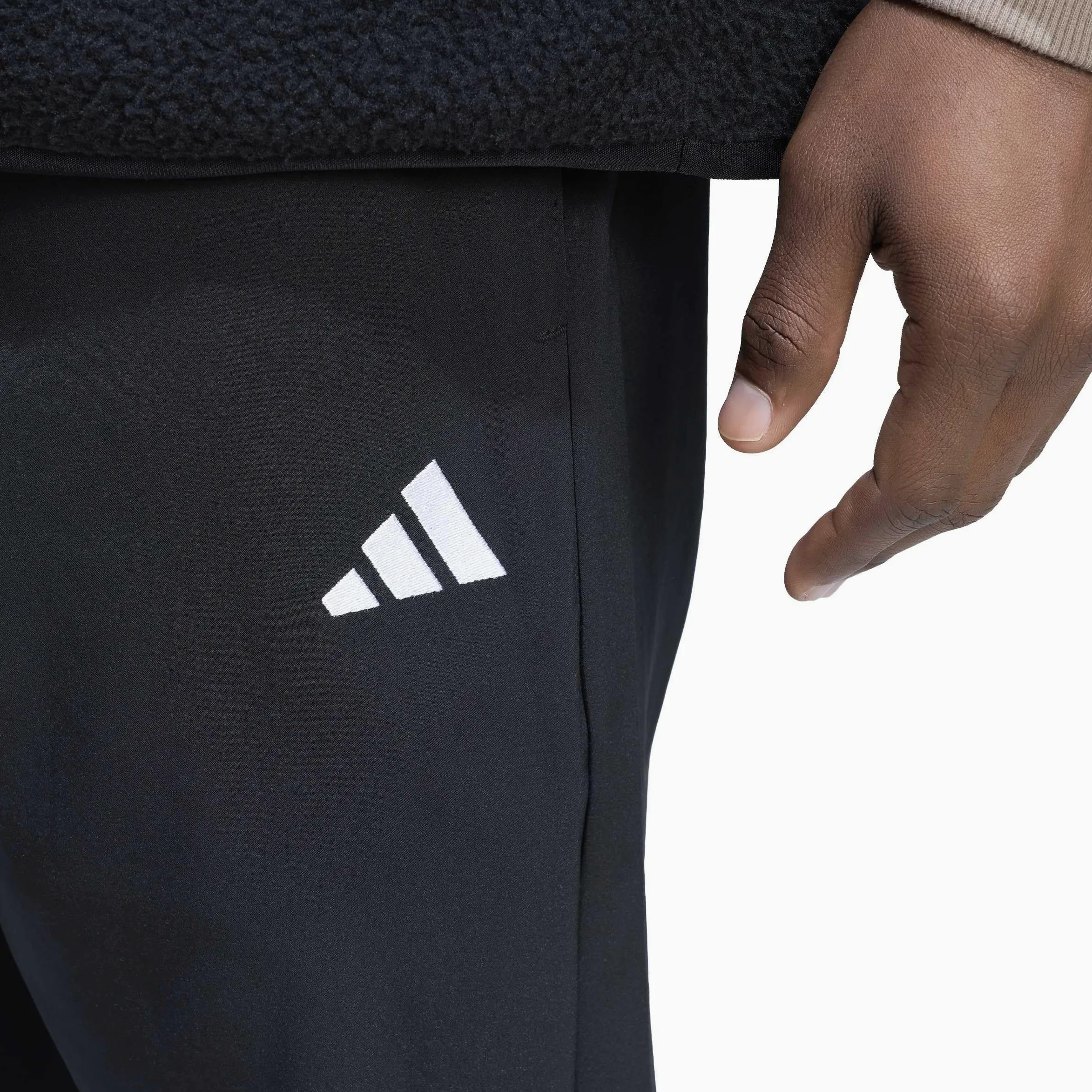 adidas Hombre Essentials Small Logo Stanford Lite Woven Tapered Open Hem Pants, Black, 3XL