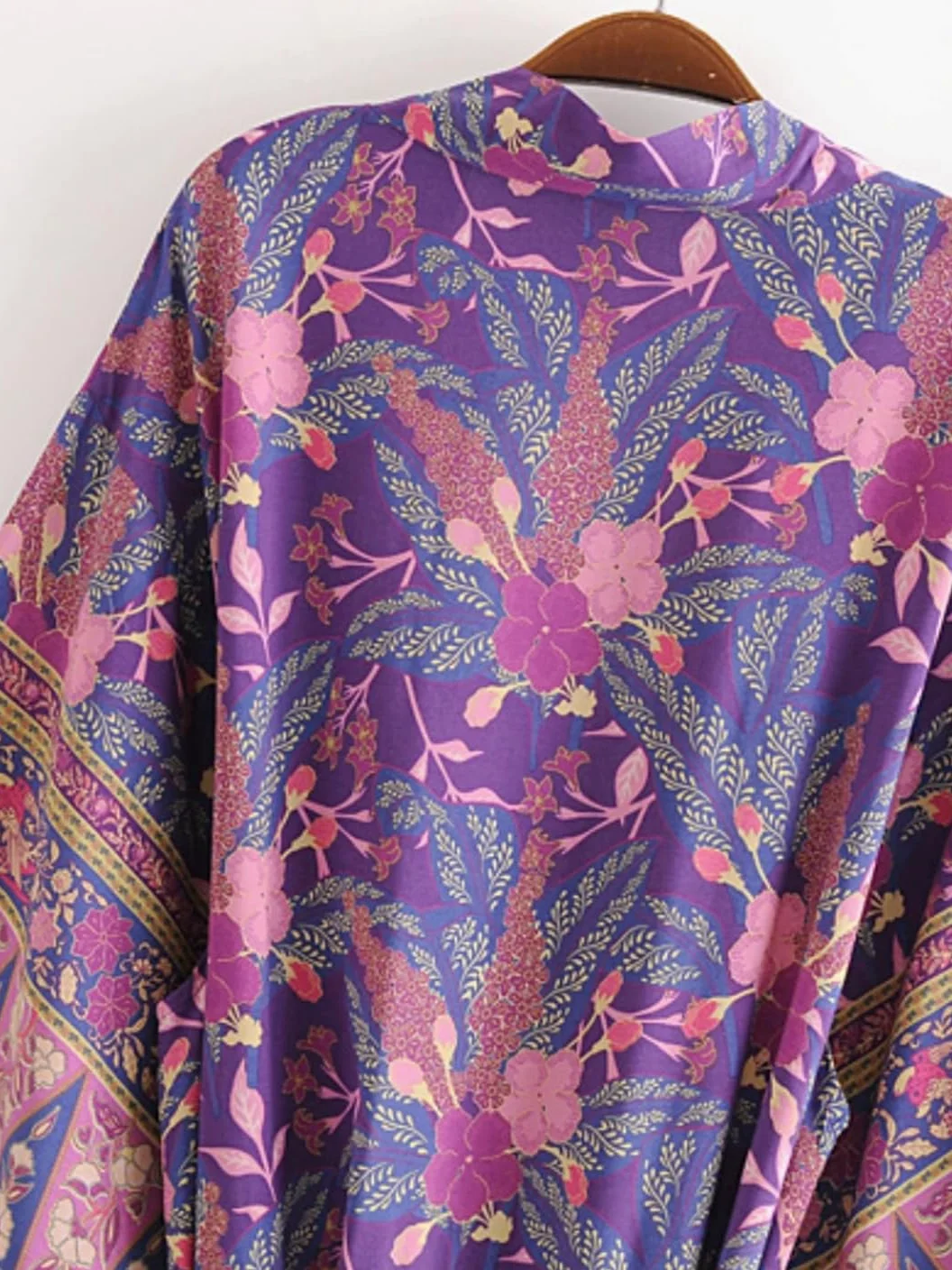 Disimlarl Kimono bohemio con estampado floral para mujer, con cuello en V, mangas murciélago, rayón, maxi bata para cubrir el bikini