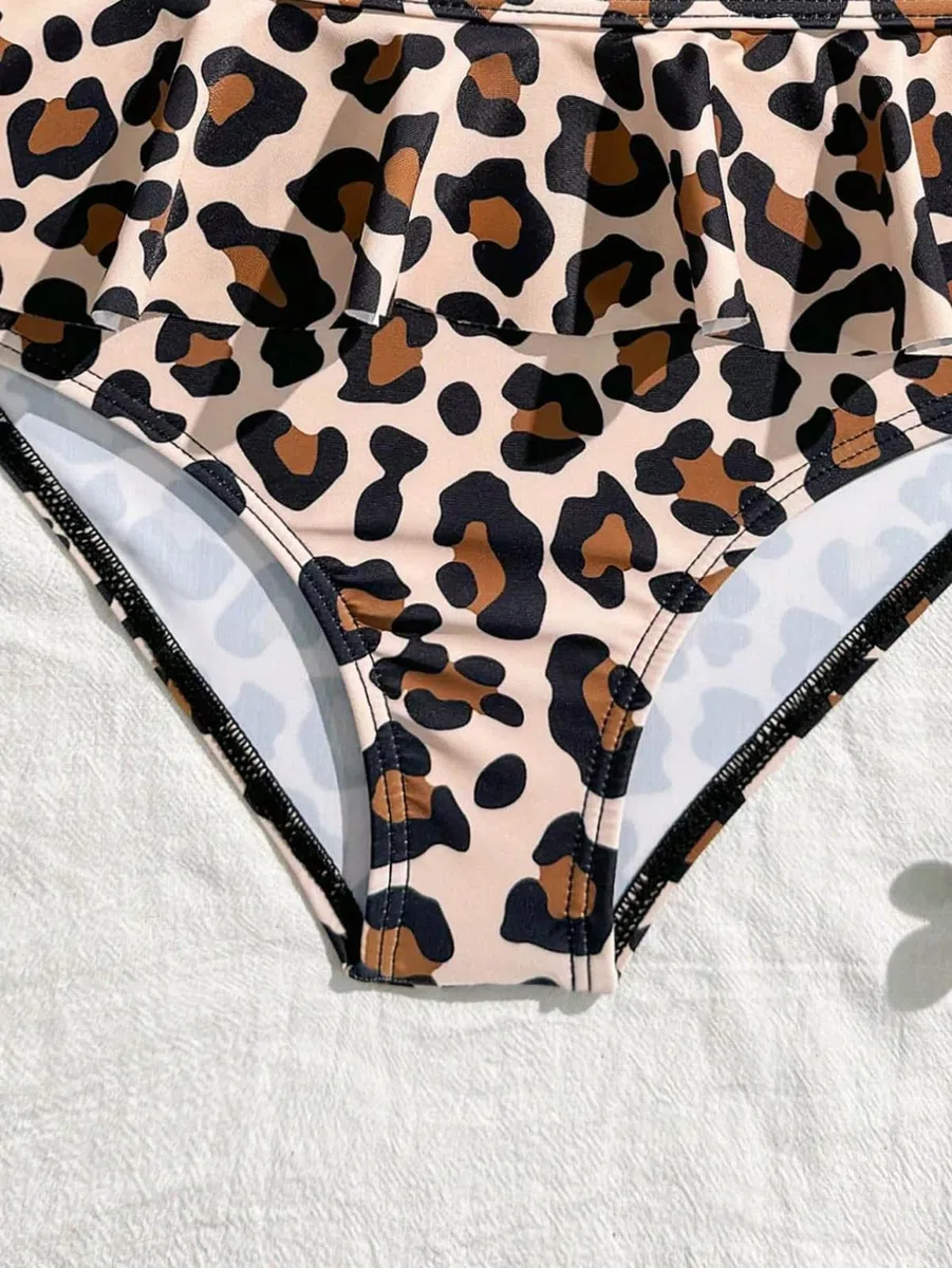 Bañador de dos piezas para niñas con estampado de leopardo: parte superior e inferior de bikini para playa y piscina en verano