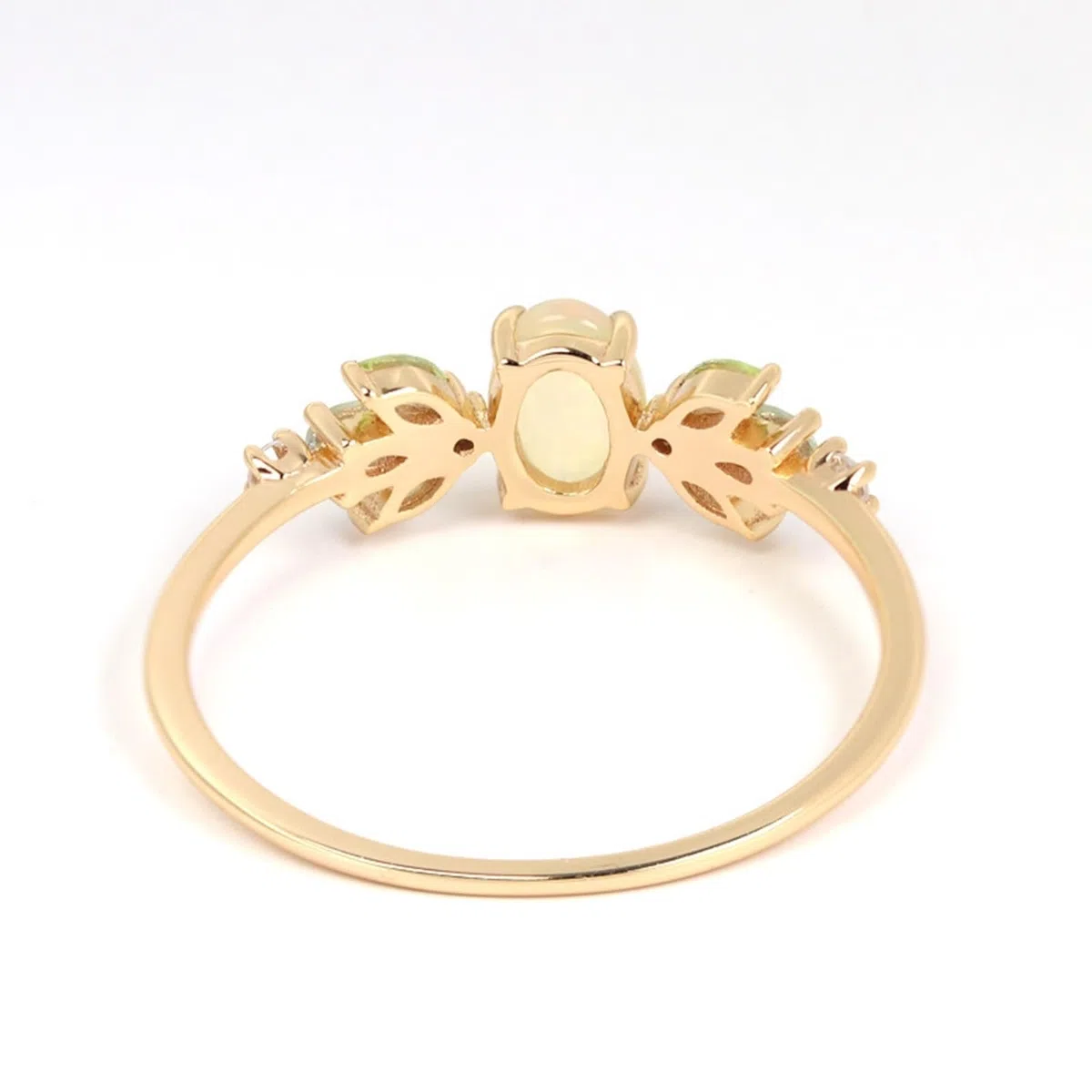 Alianzas Au 375/585/750 oro con ópalo ovalado, banda clásica de boda