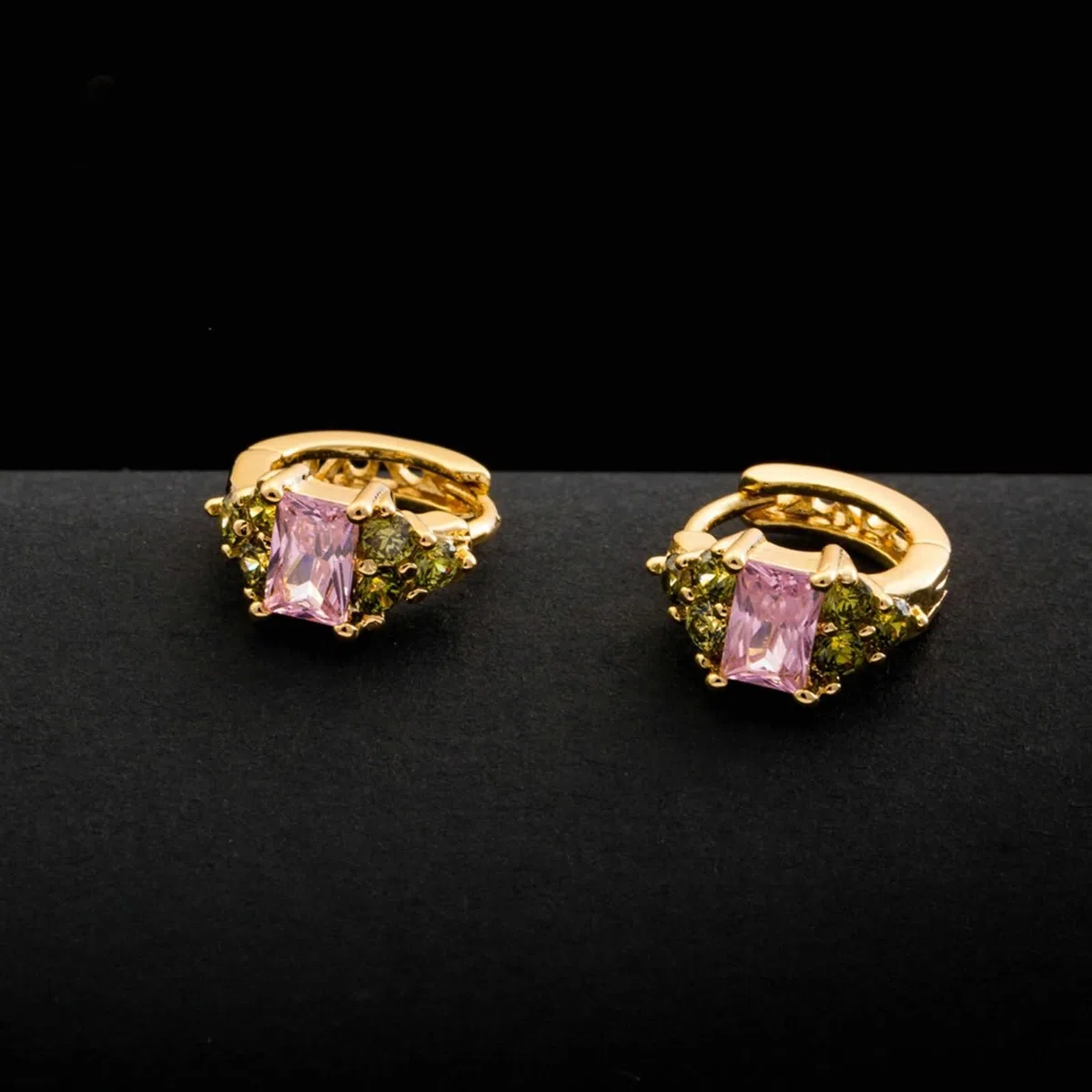 Pendientes en Oro Amarillo 9K / 14K / 18Kilates para Mujer, Rectángulo con Granate de Cristal Rosa, Aros Pendientes Mujer Boda Oro