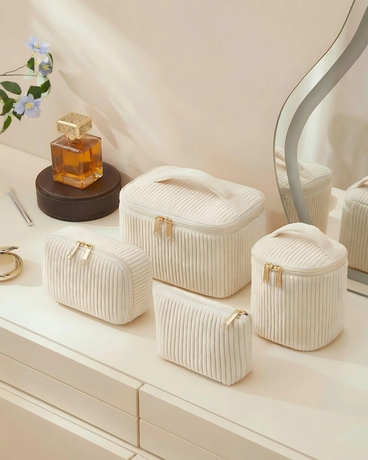 Set de 4 Neceseres Maquillaje Mujer de Nailon con Asa, Estuche Cosméticos Grande Mediano Pequeño Mini, Organizador de Viaje y Uso Diario, Beige