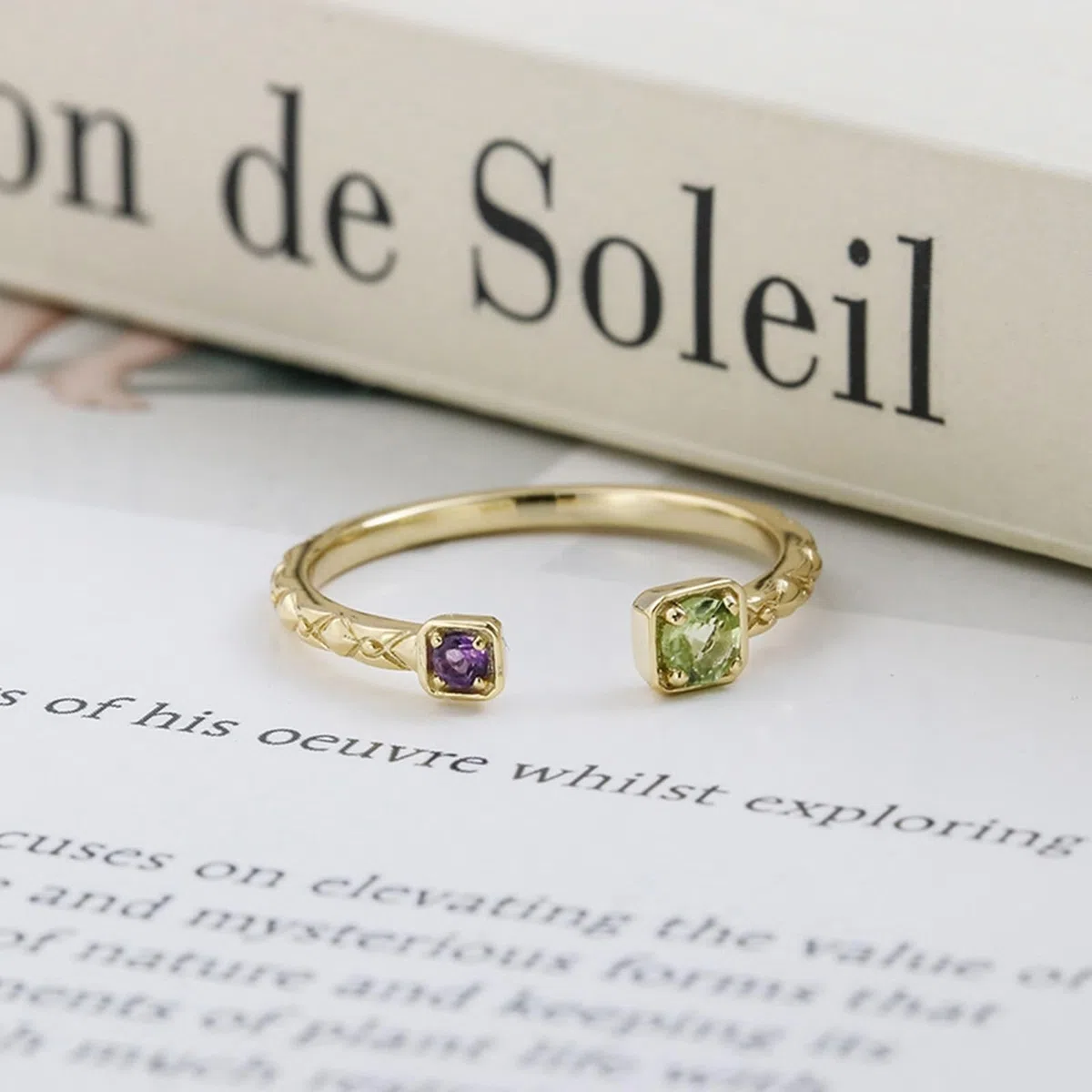 Gold Au 375/585/750 - Anillos de amistad con peridoto, forma de anillo abierto