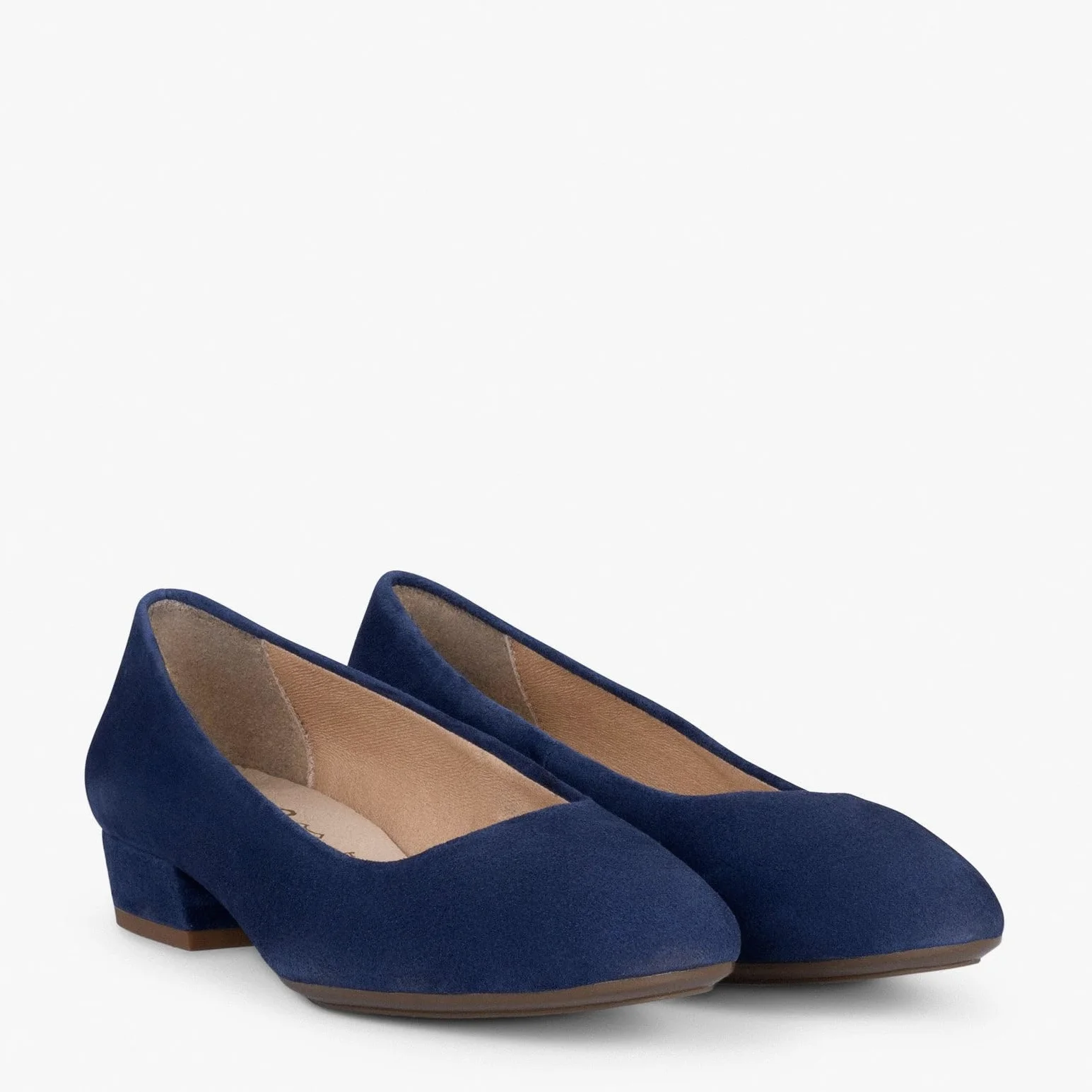 miMaO. Zapatos cómodos de tacón bajo para Mujer en Ante. Plantilla de Gel. Hecho en España