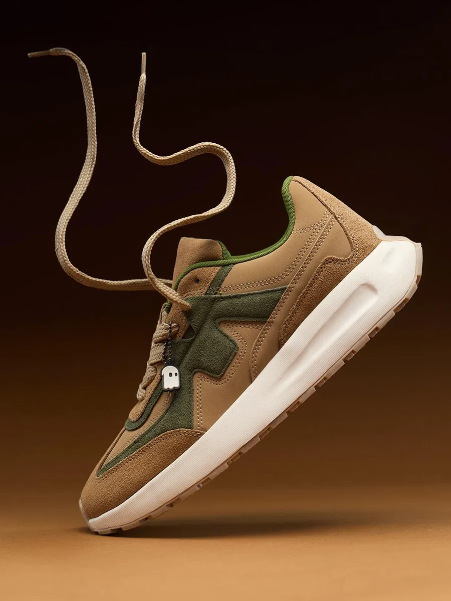 The Souled Store Souled: Olive Grove - Tenis bajos para hombre y niño, color marrón y verde de gamuza de primera calidad con malla transpirable, entresuela acolchada de EVA y suela flexible