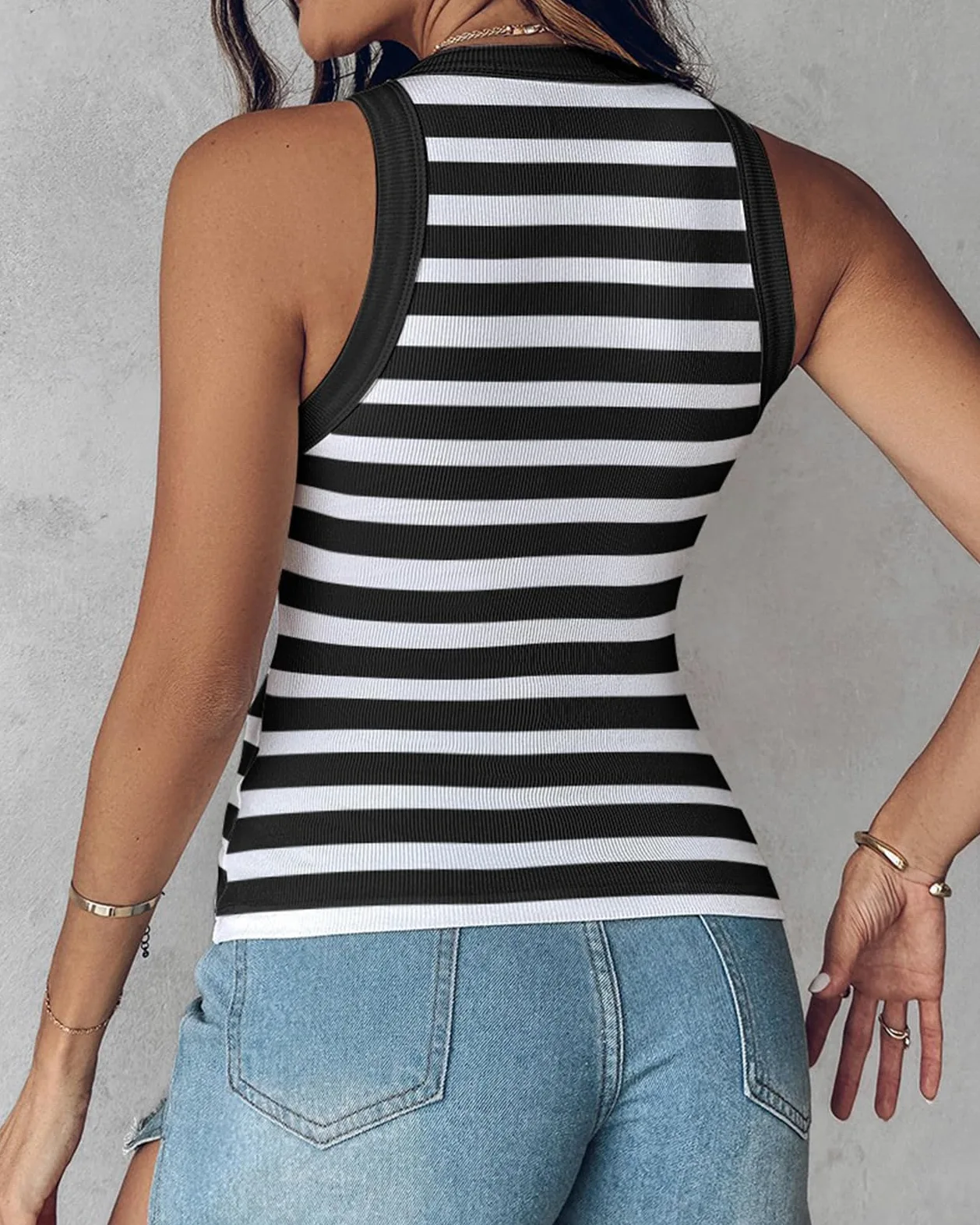 Camisetas sin Mangas acanaladas para Mujer con Sujetador Incorporado, Estilo Nadador, Ajustadas, básicas para Entrenar, Ajustadas, Informales.
