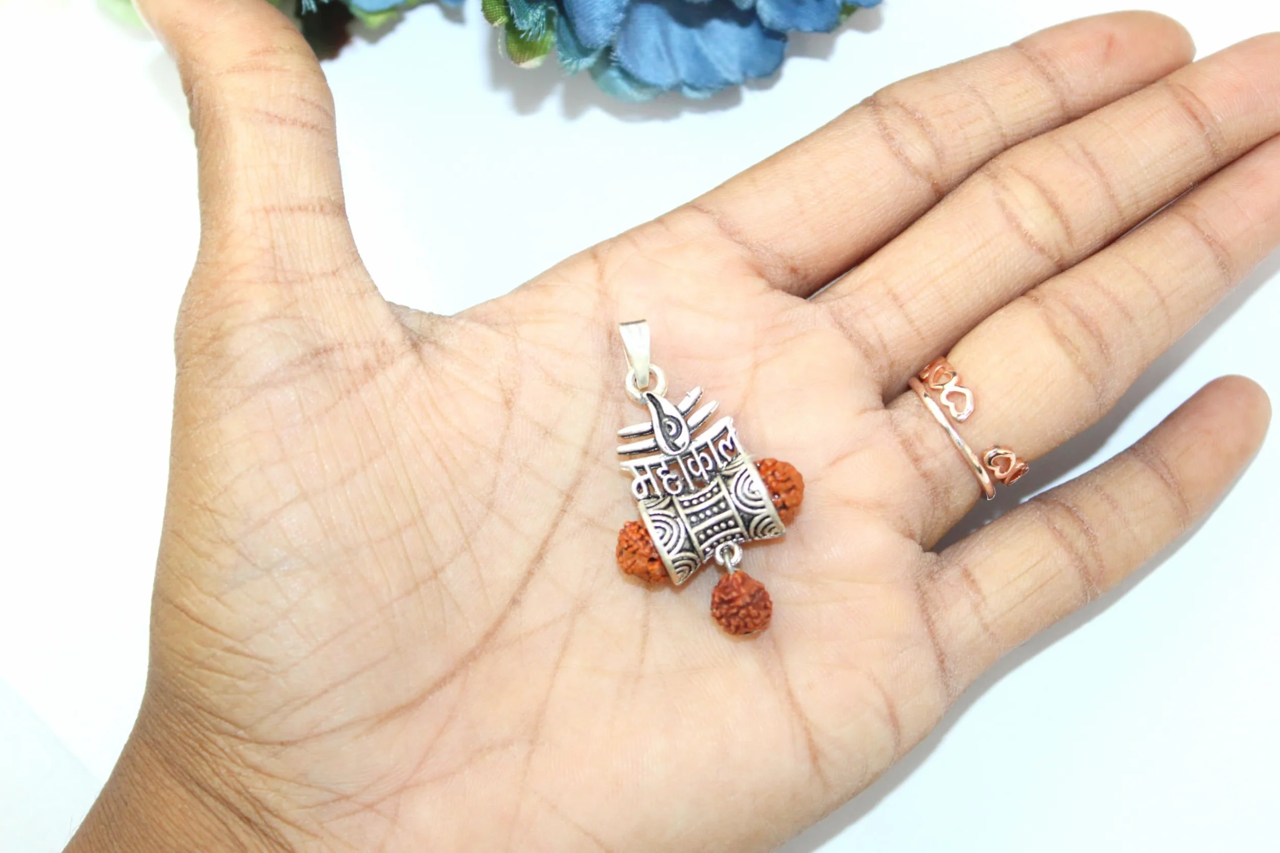 Hijet Colgante plata oxodizada Om Damru Rudraksha Mahakal para buena suerte