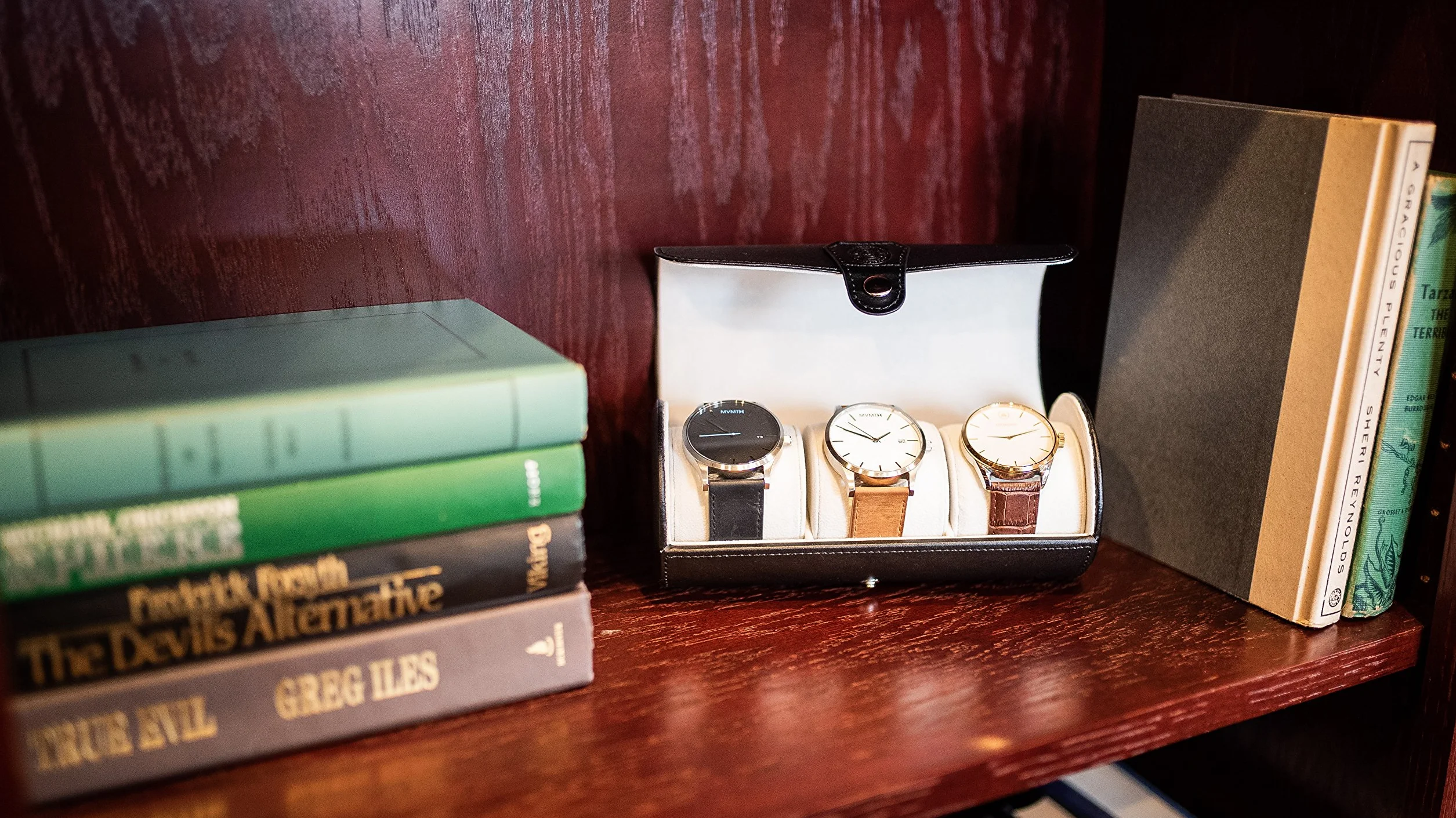 Case Elegance - Organizador de relojes, en rollo. Piel sintética.