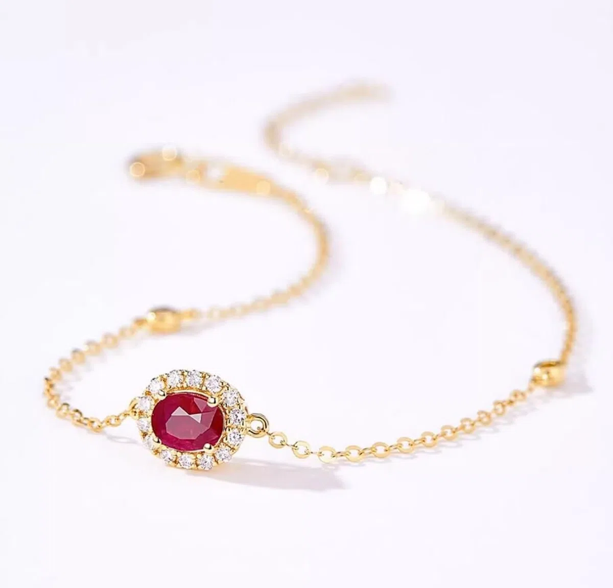 Pulsera para Mujer de Oro 9 K / 14 K / 18 K, Oval con Rubí de 0,3 ct y Diamante, Cadena Extensible 16 CM + 5 CM, Pulsera Oro Ajustable Mujer