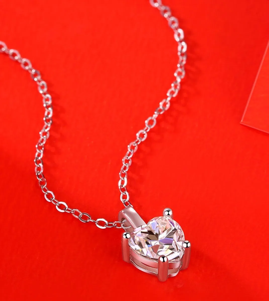 Collar de moissanita para mujer en oro blanco/platino, 4 puntas solitario en forma de corazón, delicado collar de oro para cumpleaños