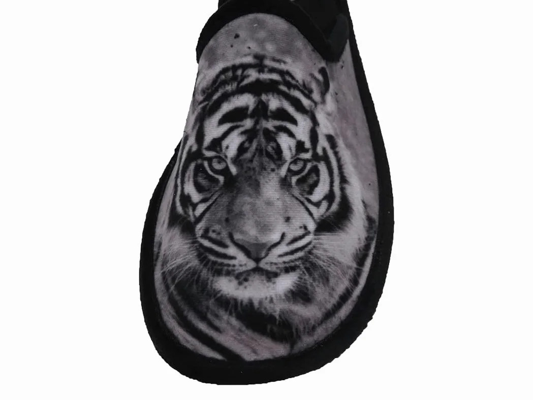 Zapatilla de Estar por casa/Hombre/Biorelax/Material :Grenoble/Suela Goma Antideslizante/Cámara de Aire/Estampado Tigre