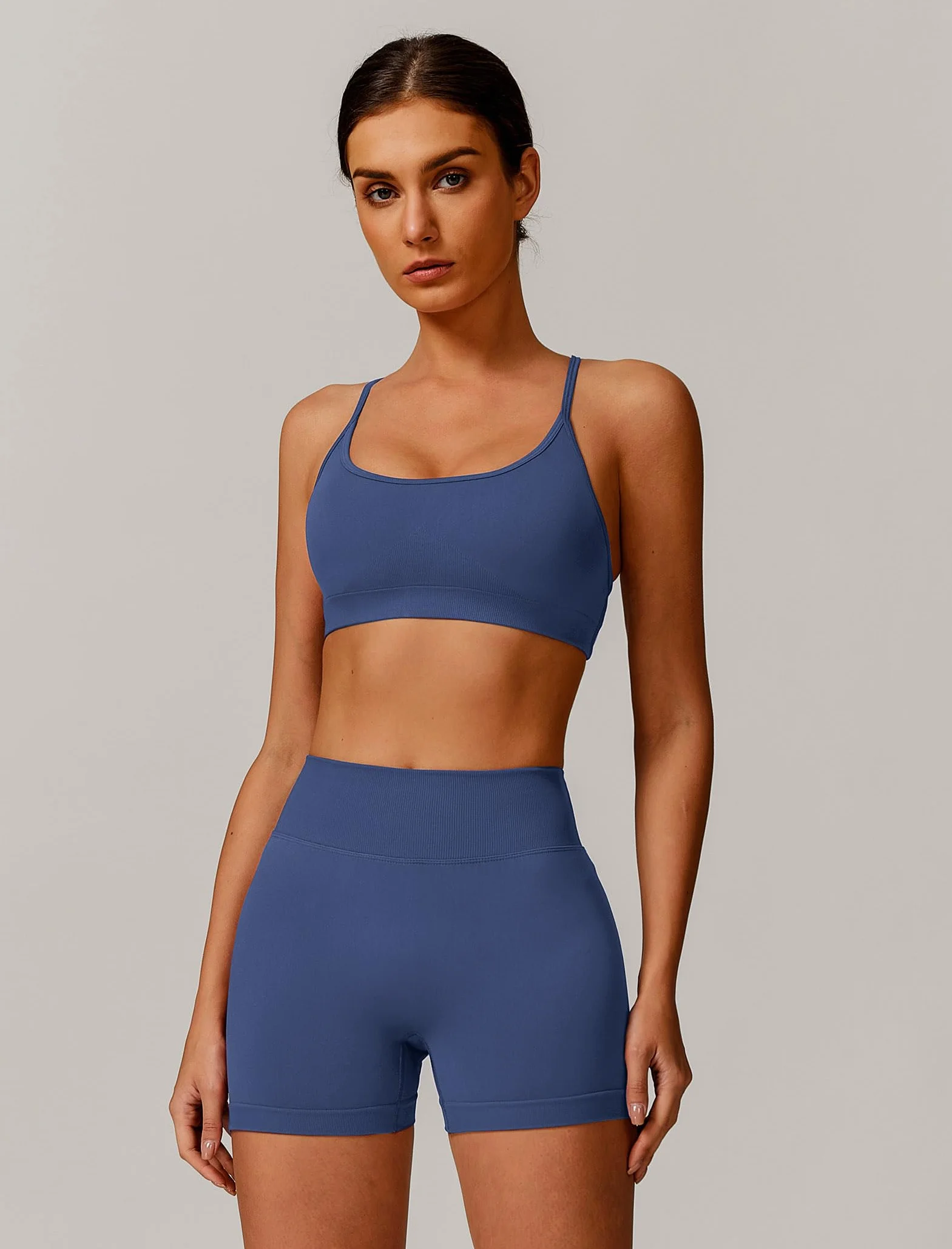 IMEKIS Conjunto de gimnasio de 2 piezas para mujer, traje deportivo Crossback con cintura alta, pantalones cortos de yoga, fitness, ropa deportiva, entrenamiento, jogging y pilates